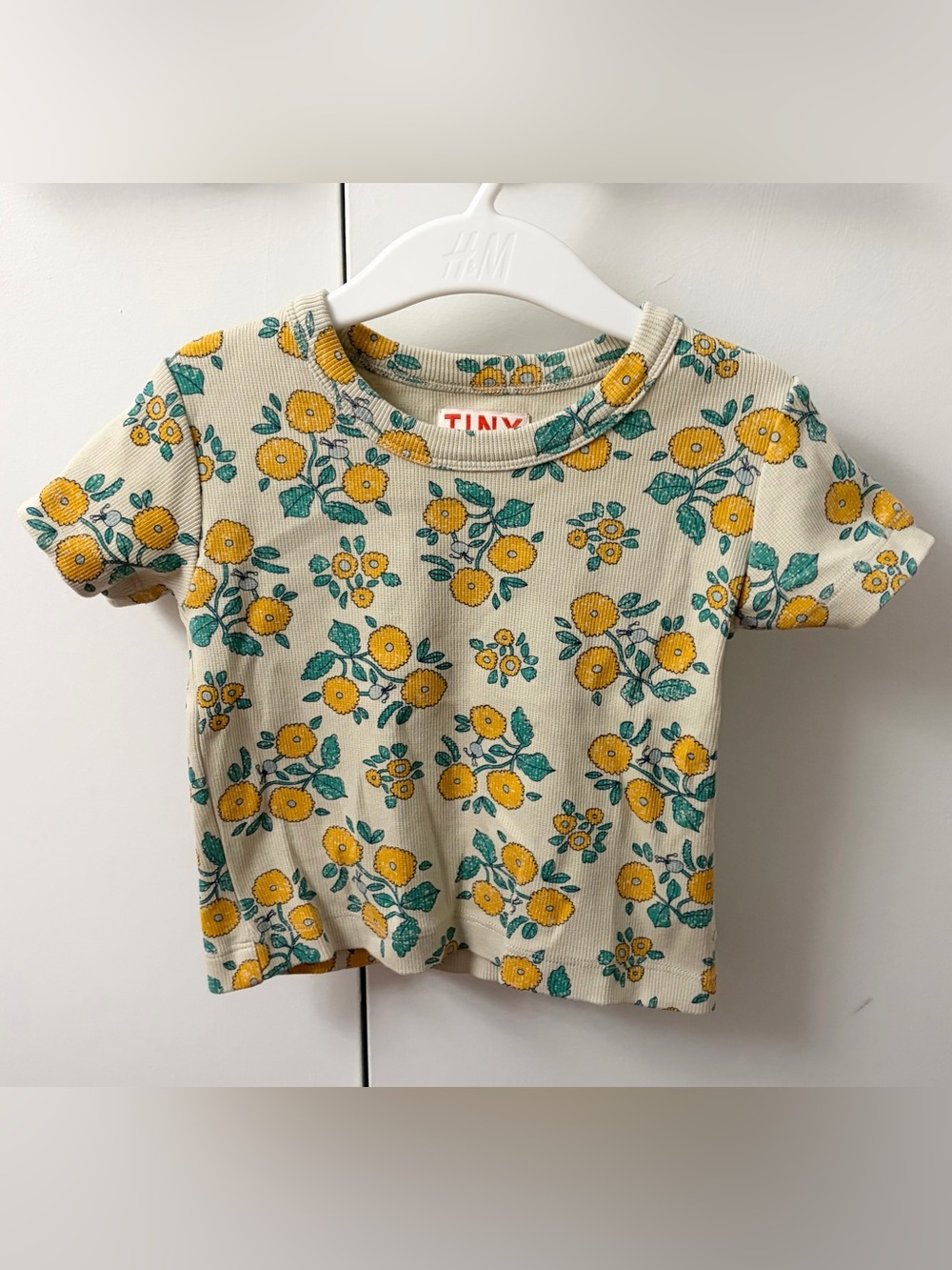 Tiny Cottons 4Y floral cropped t-shirt